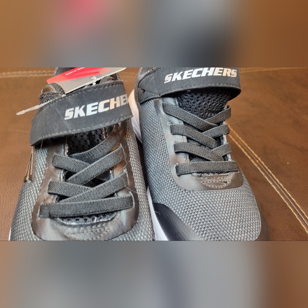 Skechers Black and Gray Athletic Sneakers - Picture 4 of 6